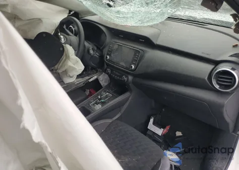 2021 Nissan Kicks Sv z USA, uszkodzony, nr VIN 3N1CP5CV4ML474512